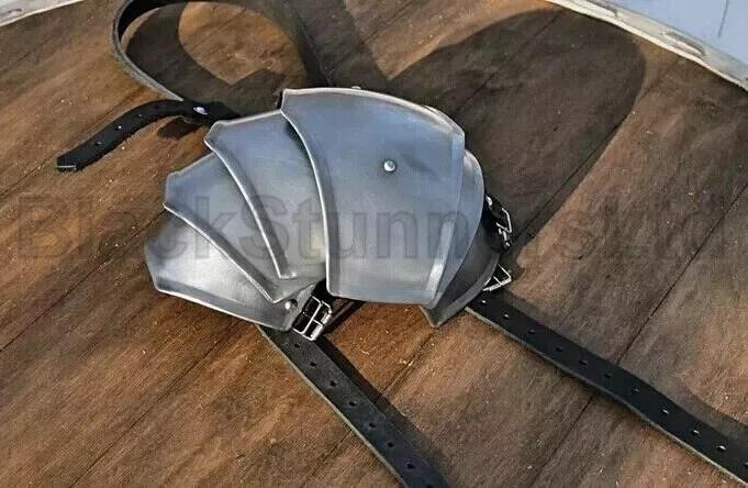 Medieval Layered Steel Single Shoulder Pauldron - product photo 2
