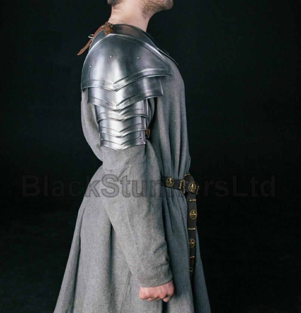 Layered Steel Single Shoulder Pauldron - Left or Right - product photo 2